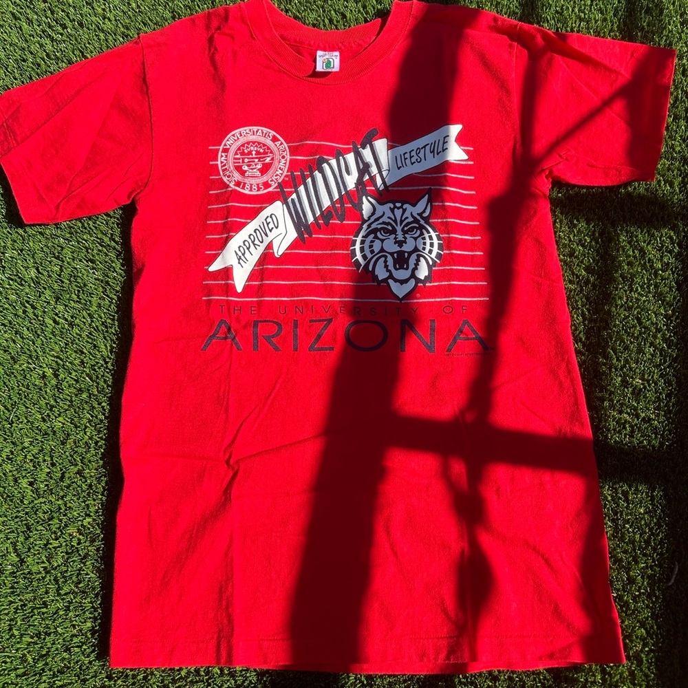 Vintage 1991 University of Arizona Wildcats shirt